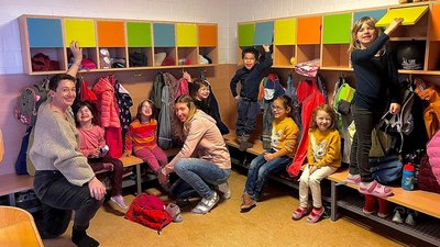 Neuer kindgerechter Garderobenbereich im Kindergarten Jörgle